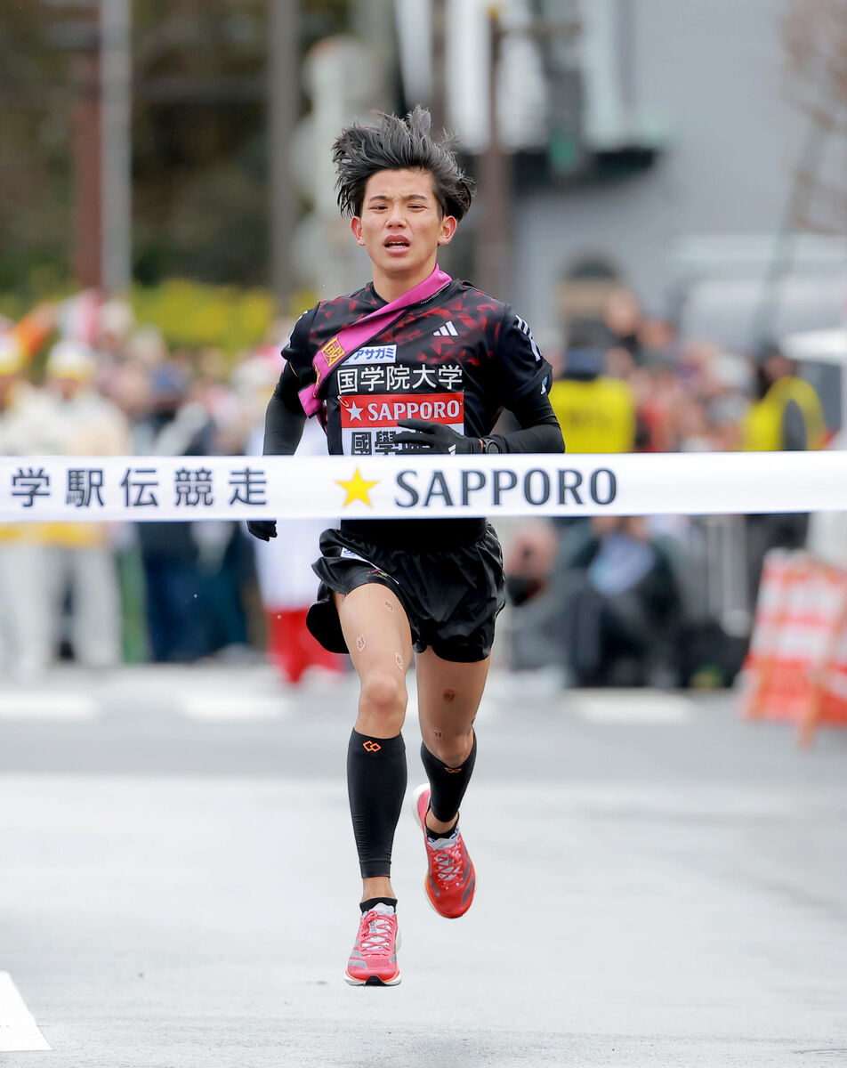 今年の箱根駅伝で往路６位でゴールした国学院大・上原琉翔