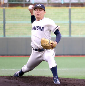 京大戦に先発し８回１失点でリーグ戦初勝利を挙げた内山