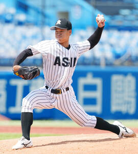 亜大３番手の渡辺走（カメラ・岡野　将大）
