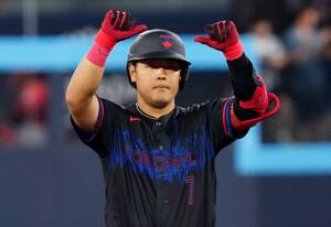 ブルージェイズの岡本和真（ＡＰ）